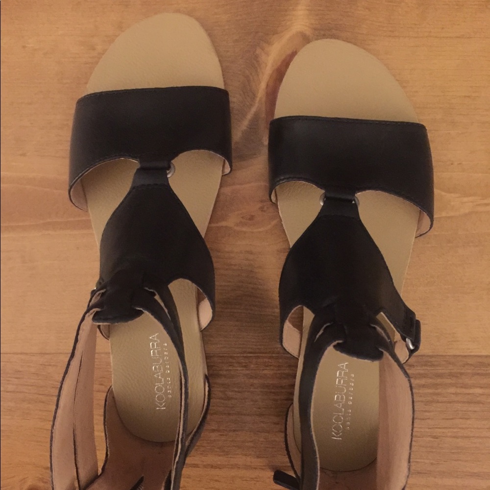 KOOLABURRA Alannis Sandal -BRAND NEW